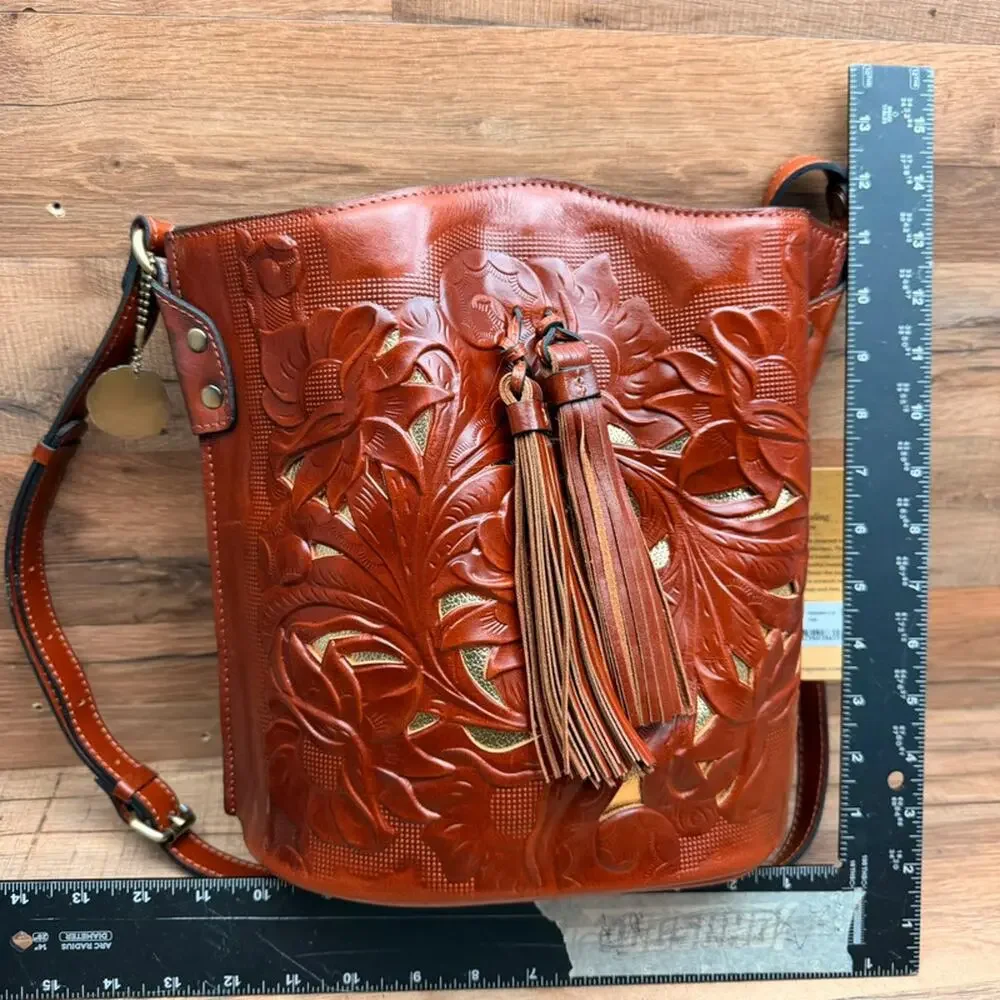 Patricia Nash Leather Accadia Bucket Drawstring Crossbody Bag Tan Cutout
